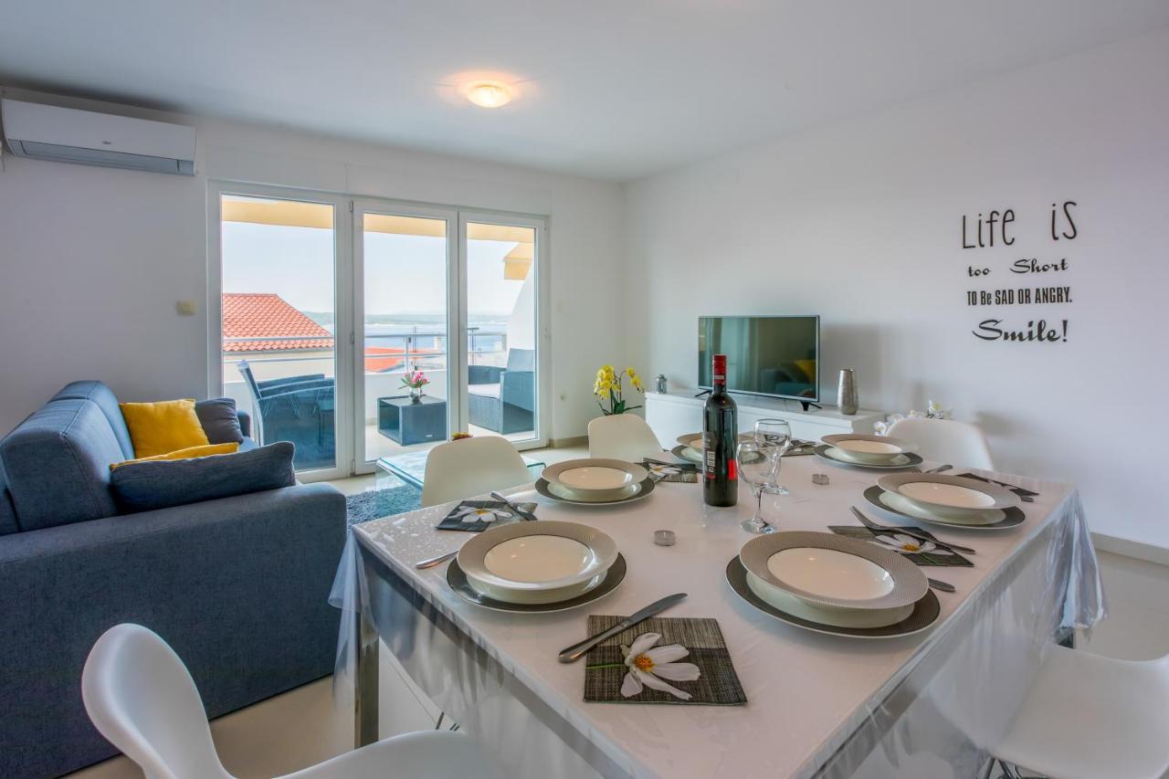Apartmani Ilicevic Crikvenica Ngoại thất bức ảnh