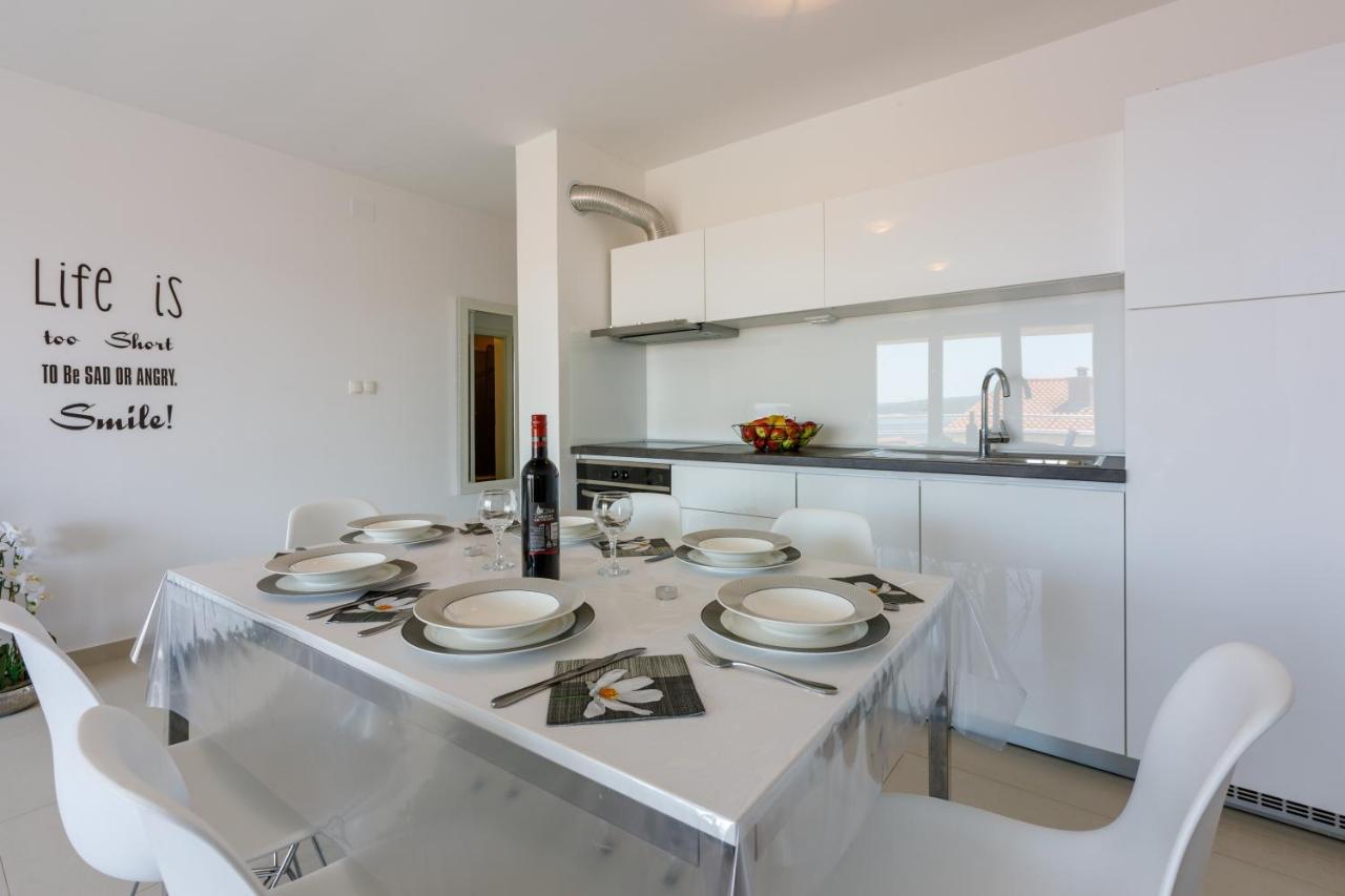 Apartmani Ilicevic Crikvenica Ngoại thất bức ảnh