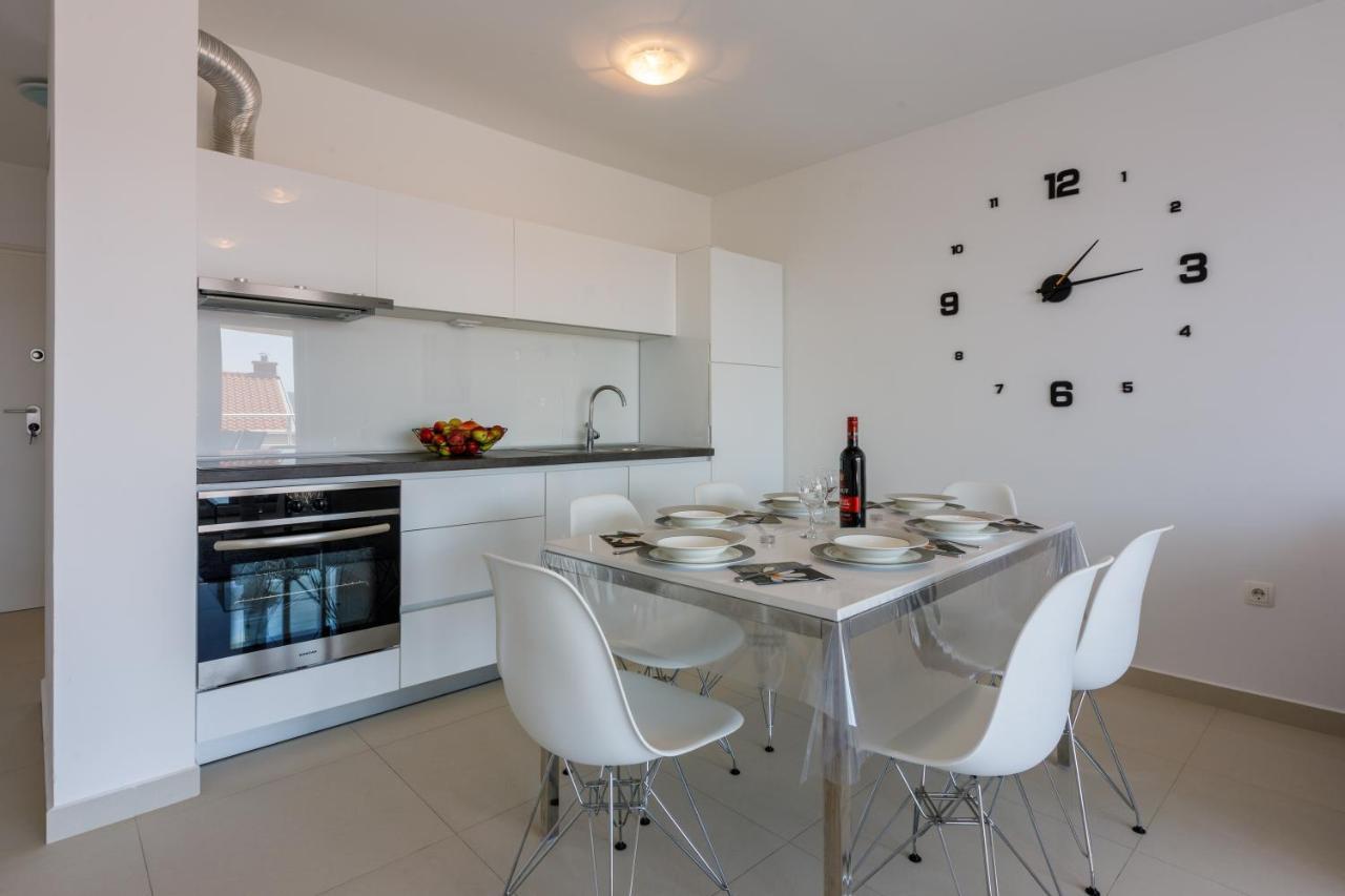Apartmani Ilicevic Crikvenica Ngoại thất bức ảnh